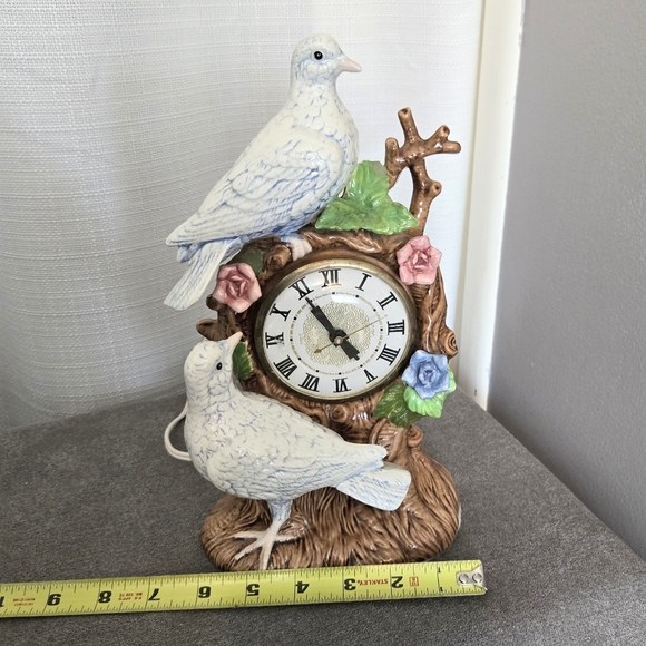 Vtg Eleco Bird Figurine Clock Electric Porcelain Tabletop Floral Tree Trunk - Picture 9 of 12